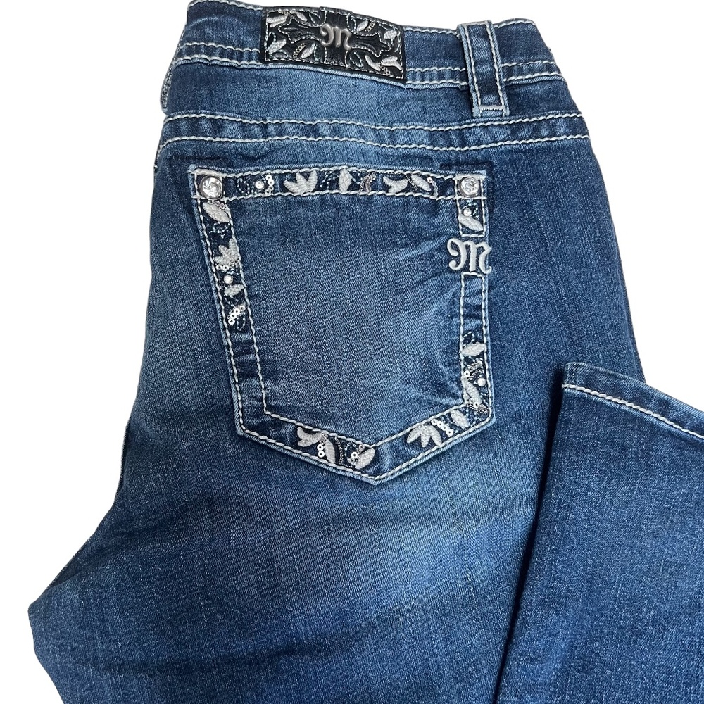 Miss Me Floral Embroidered Rhinestone Boot Cut Jeans Size 33 Y2K